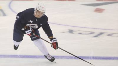 СМИ: Орлов сыграет в матче НХЛ с «Бостоном»