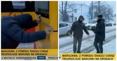 Стал героем ТВ: в Польше только белорус додумался вытолкать буксующий автобус