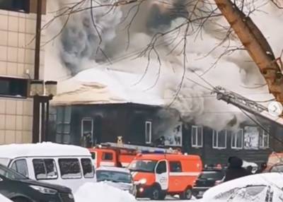Пожар произошел в вечерней школе в Горно-Алтайске