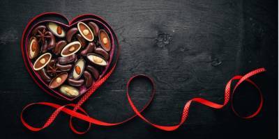 Любовь с первого взгляда. Три красивых и вкусных шоколадных набора в подарок ко Дню святого Валентина