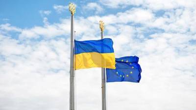 Попри помітний прогрес, корупція тормозить реформи в Україні – Єврокомісія