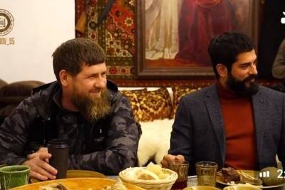 Кадыров обсудил в Чечне планы съемок с режиссером турецкого сериала