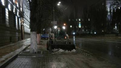 Центральная Россия замерзает и утопает в сугробах
