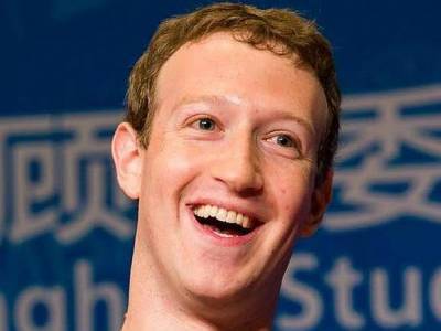 Главу Facebook Марка Цукерберга требуют признать банкротом в России