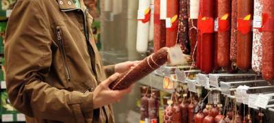 Гость из Нижегородской области попался на краже мясных деликатесов из магазина в Карелии