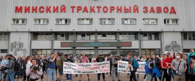 В Минске осознали, что движение на Запад уничтожит белорусскую...