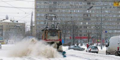 Снегопад в Киеве усилился: введено оперативное положение для общественного транспорта