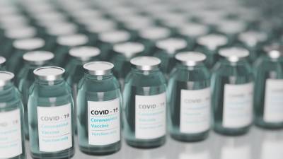 Экстренное применение "коктейля" от коронавируса одобрили в США