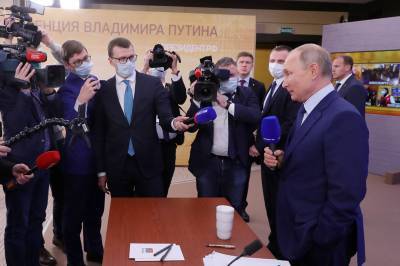 Путин проведет закрытую встречу с руководителями СМИ