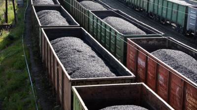 СБУ расследует незаконную покупку угля на оккупированной Луганщине