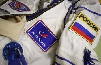 На орбите всё как в жизни: российские космонавты бегут от некомпетентного руководства