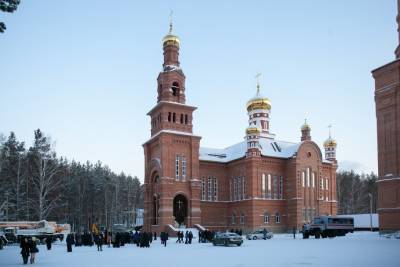 Соратники экс-схиигумена Сергия требуют признать здание храма жилым