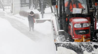 За двое суток в столице выпало 35 сантиметров снега