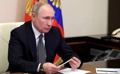 Путин упрекнул некоторые госслужбы в "игре в статистику"
