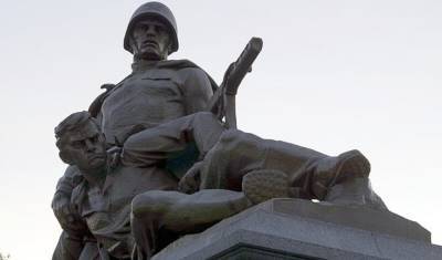 Сергей Андреев: в Польше демонтировали 4/5 монументов советским солдатам