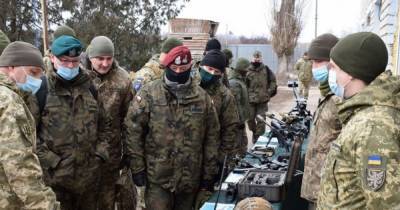 Военная делегация из Польши прибыла на Донбасс: "мы поддерживаем украинских военных"