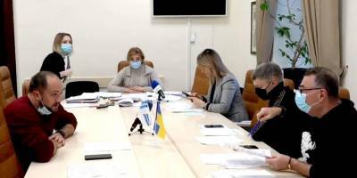 «Не базарь»: в Николаеве депутаты от ОПЗЖ устроили перепалку на комиссии по этике — видео