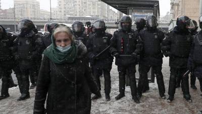 "Левада-центр": 17% россиян готовы выйти на улицы с экономическими требованиями