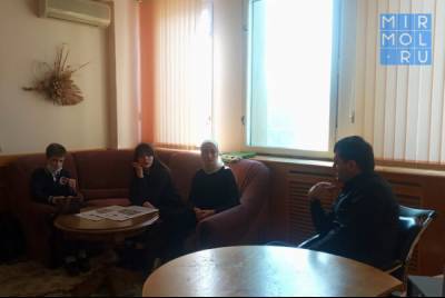 В Центре одаренных детей стартовали курсы «Юный журналист» - mirmol.ru - респ. Дагестан - Махачкала