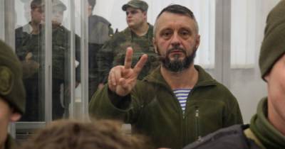 На суд по Антоненко пришел "слуга", готов взять музыканта на поруки, — активист