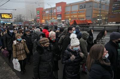 В Мосгордуме дали прогноз на отмену масочного режима в столице