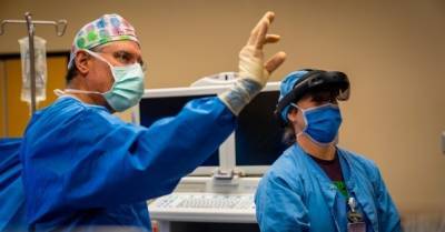 Украинские хирурги провели операцию с помощью инструментов дополненной реальности