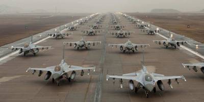 «Чтобы вспыхнула война»: Украина зовёт авиацию НАТО в небо над...