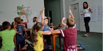 Учи для будущего. Почему молодые учителя переезжают в села Украины, чтобы бороться с неравенством