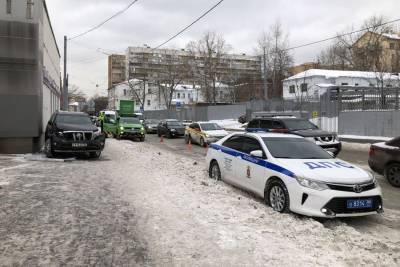 Дептранс назвал причину наезда автомобиля на пешеходов на улице Советской Армии