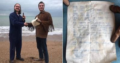 В Британии выловили письмо в бутылке, брошенное в море 60 лет назад