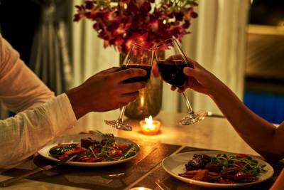 Статистики подсчитали, сколько стоит романтический ужин в Ярославле