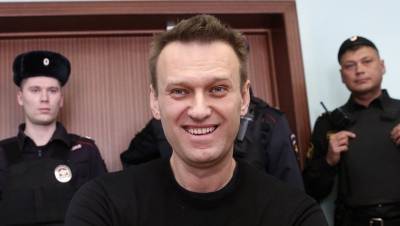 Имя Ассанжа даже не вправе называть — В ЕС рассказали, почему Запад так обеспокоен судьбой Навального