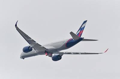 Казахстан увеличивает число авиарейсов с Россией