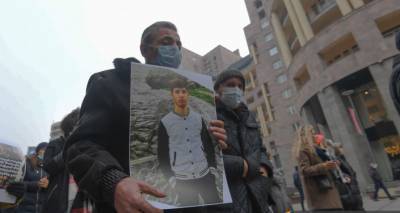 "Разделяем горе": посольство РФ в Армении отреагировало на акцию родных пропавших солдат