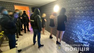 В Одессе полиция накрыла бордель, который удерживали 20-летняя девушка и 41-летний мужчина