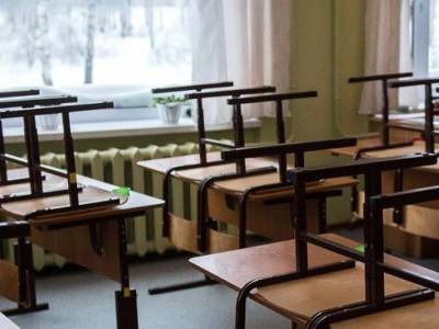 В Киеве из-за снегопадов закроют школы и детсады