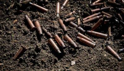 Боевики забросали гранатами украинских военных на Донбассе