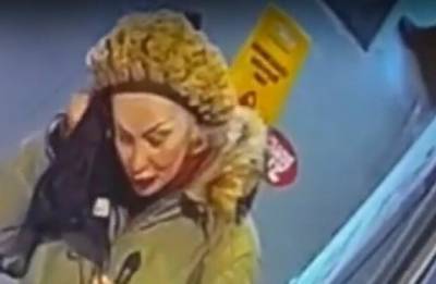 В России дамочка вместо маски натянула на лицо трусы