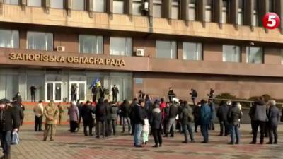 5-я студия. Националисты заблокировали здание в центре Киева