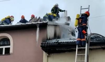 Спасатели не успели: пожар в жилом доме унес жизнь человека