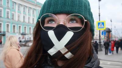 В Санкт-Петербурге продолжают отменять антикоронавирусные ограничения