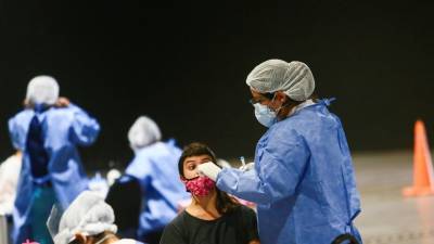 Число случаев коронавируса в Аргентине превысило 2 млн