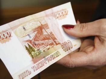 Начались выплаты единовременной помощи малоимущим россиянам