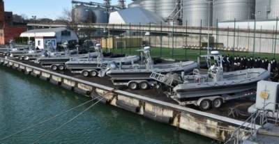 США вооружили украинский флот катерами и надувными лодками