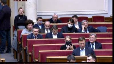 Депутат Рады предсказал Украине будущее без российской вакцины от COVID-19
