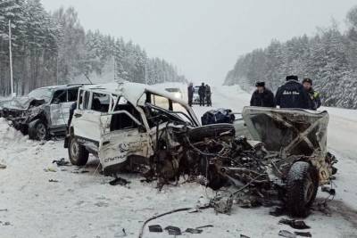 В чудовищном ДТП в Башкирии погибли двое человек