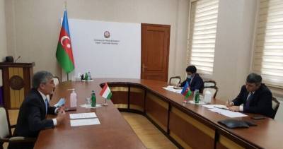 Посол Таджикистана провел встречу с Министром сельского хозяйства Азербайджана