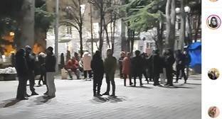 Инал Джабиев - Участники акции протеста в Цхинвале организовали дежурство на площади - kavkaz-uzel.eu - респ. Южная Осетия - Цхинвал