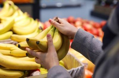 Российские ретейлеры заявили о нехватке бананов