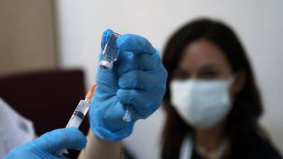 ЕК голословно обвинила РФ в «тиражировании вбросов» о вакцинации на Украине